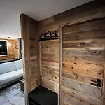 Le Refuge Des Momes *